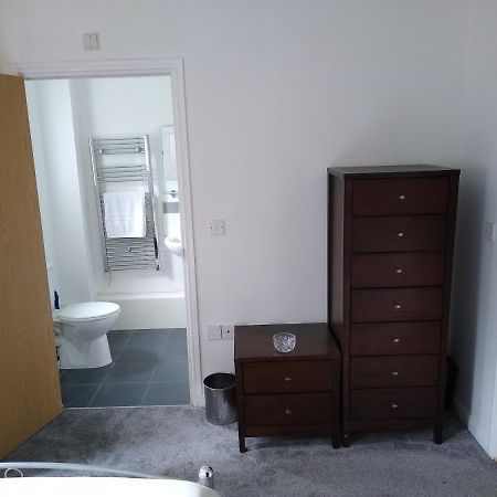 Stylish Private Double Room W/Ensuite London Exterior foto